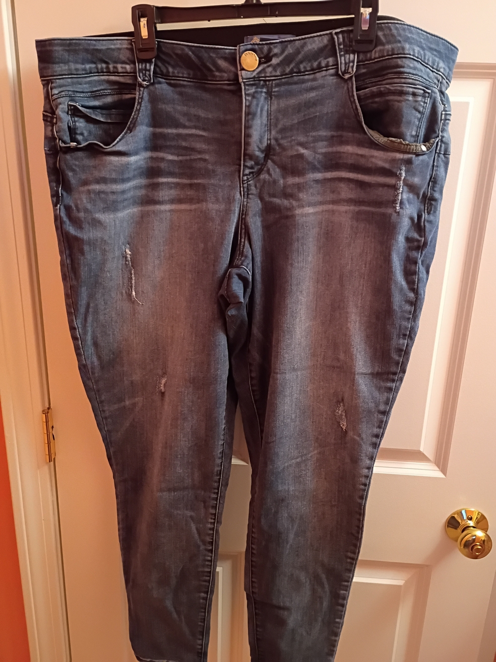 💙Democracy Skinny Jeans in Faded Blue Wash Size 22W💙